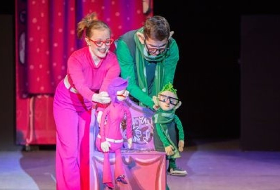 Малыш и Карлсон