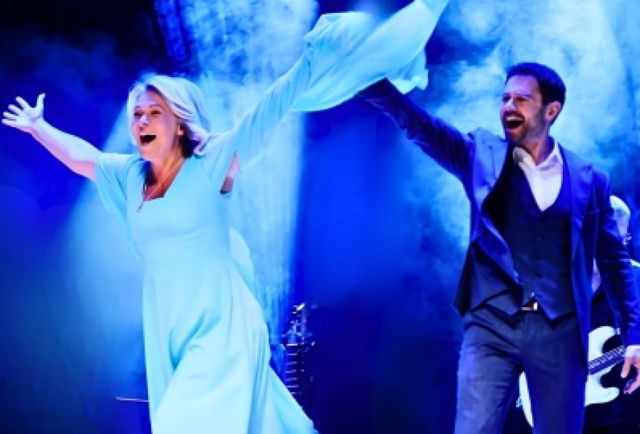 Антон и виктория Макарские