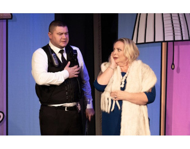 Слишком Женатый Таксист