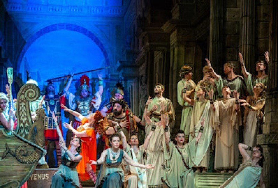 Прекрасная Елена