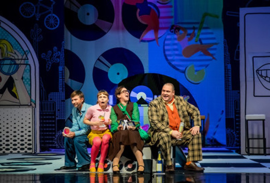 Неслужебный Роман