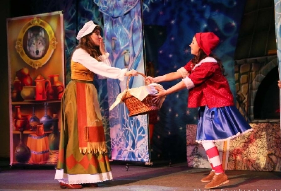 Красная Шапочка и Волшебный Пирог