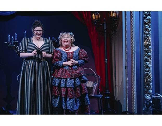 Дама с Камелиями