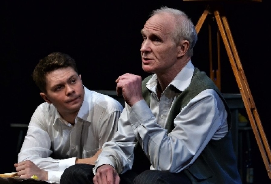 Муж и Жена Снимут Комнату