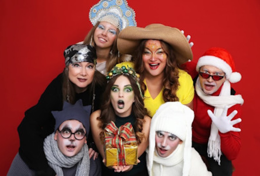 Жаркое Происшествие в Новогоднем Лесу