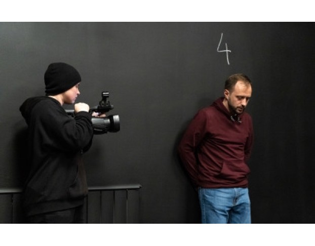 Лицом к Стене