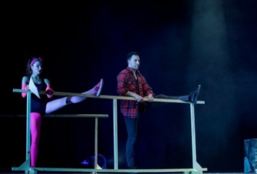 Почти Бродвейская История