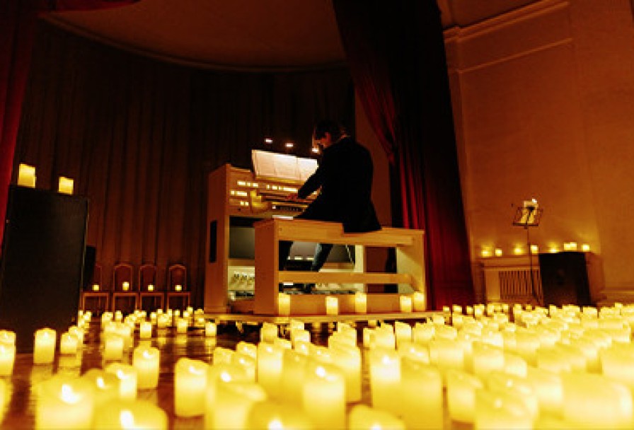 Эйнауди на Органе при Свечах