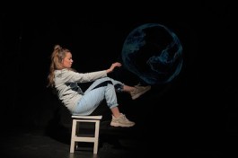 Заходит Андроид в Бар