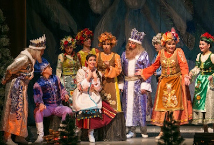 Двенадцать Месяцев. в. М. Баскин