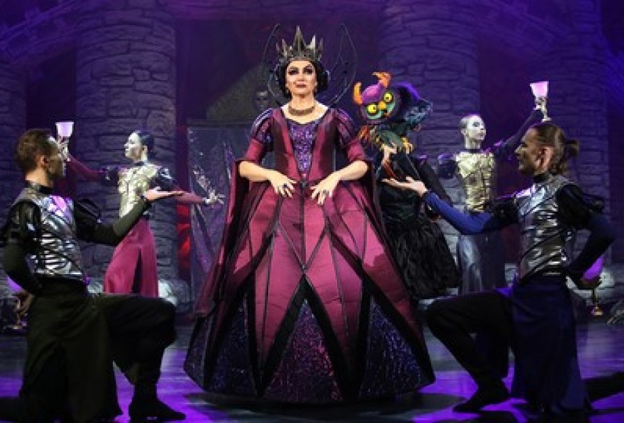 Белоснежка и 7 Гномов