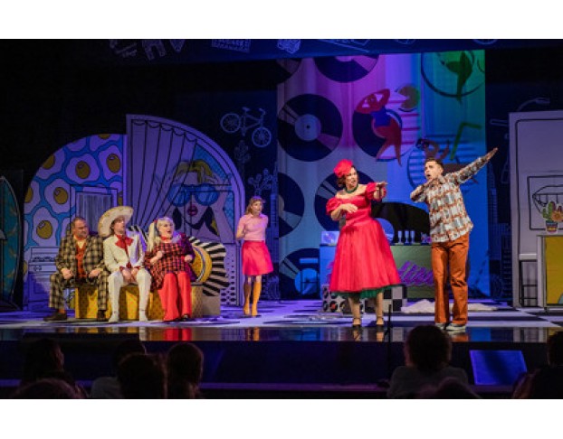 Неслужебный Роман