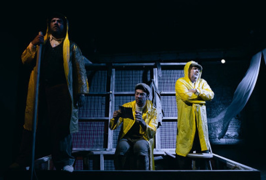 Трое в Лодке, не Считая Собаки