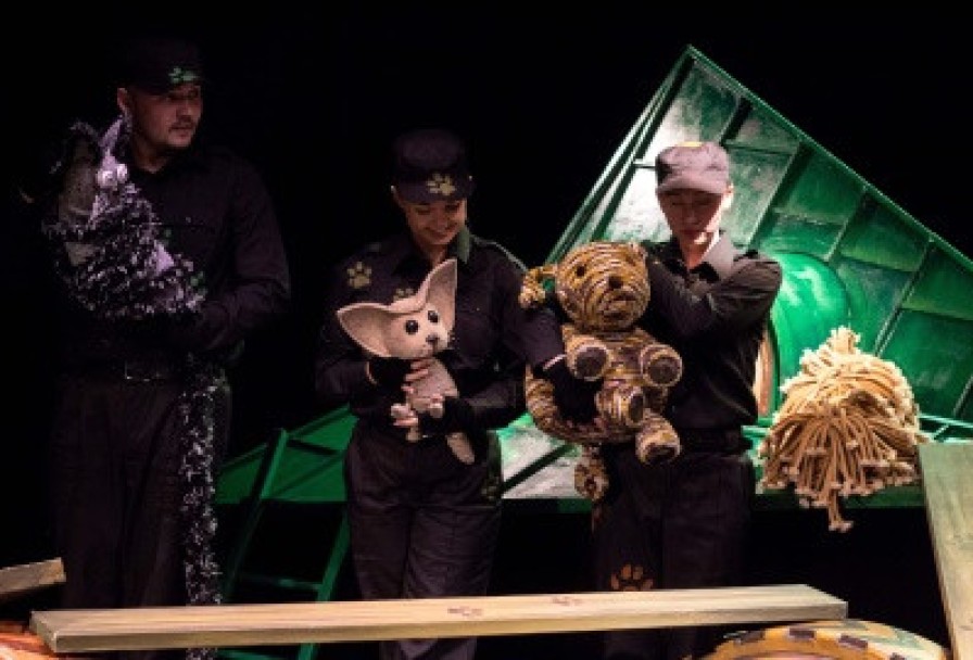 Котенок по Имени Гав