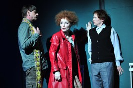 Мамаша Кураж