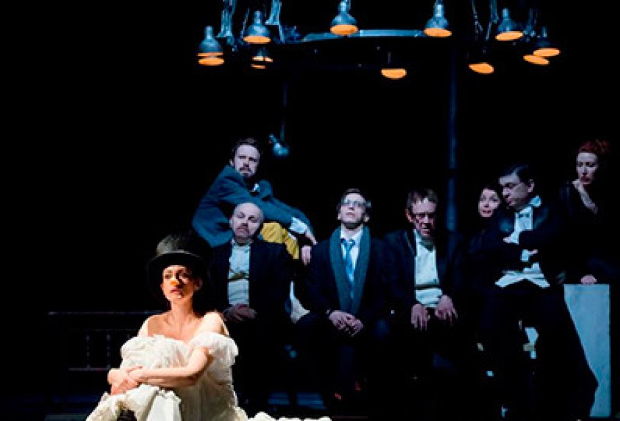 Город. Женитьба. Гоголь