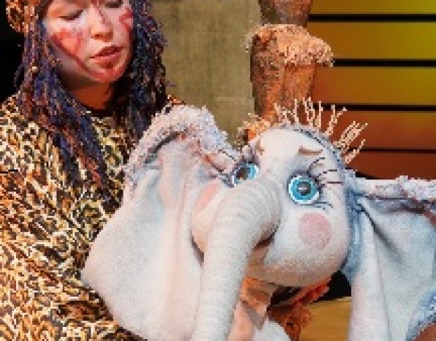 Любопытный Слонёнок