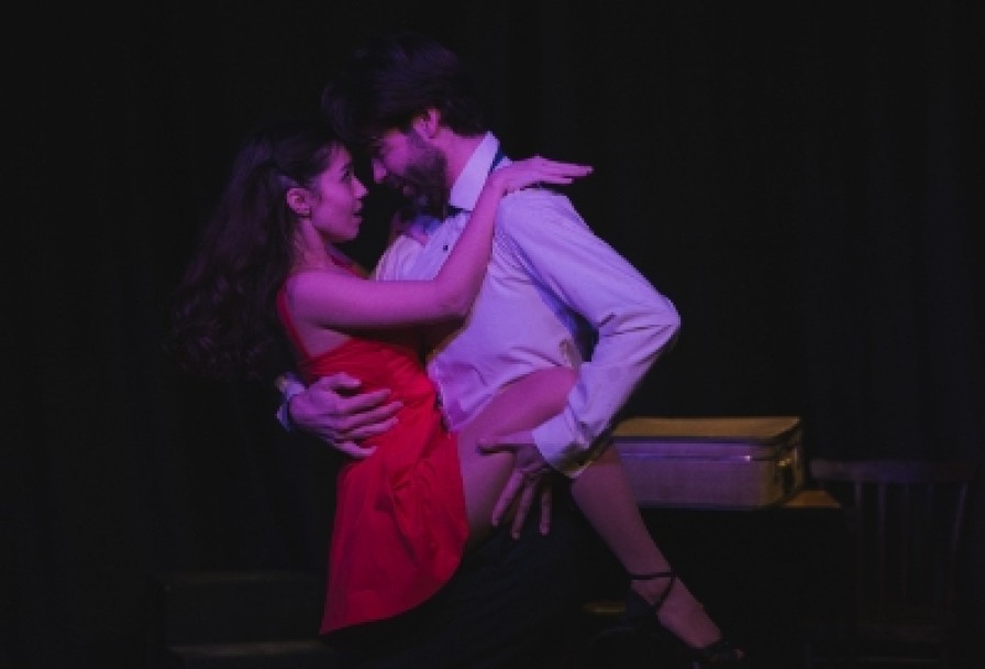 Танго в Темноте