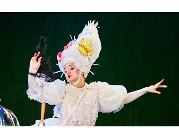 Алиса в Зазеркалье