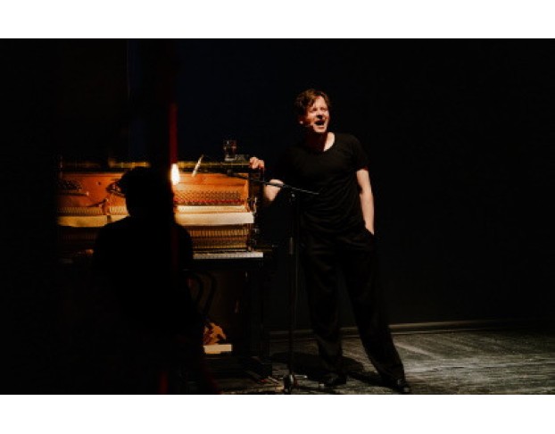 Маяковский. Послушайте