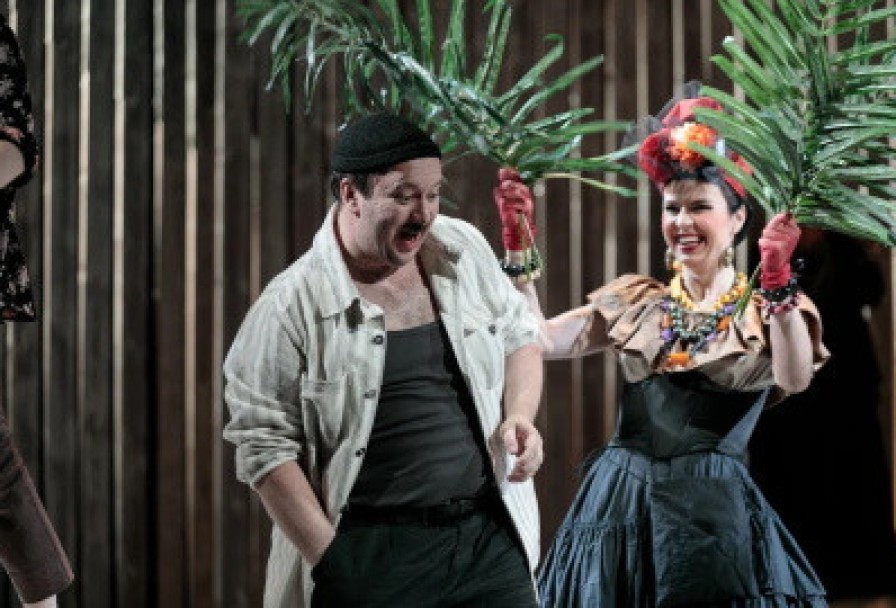 Анна в Тропиках