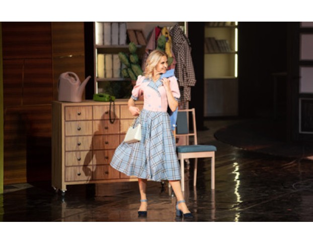 Служебный Роман