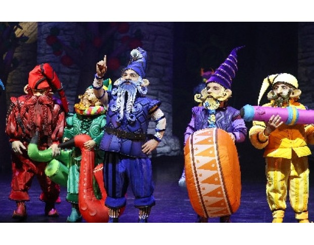 Белоснежка и 7 Гномов