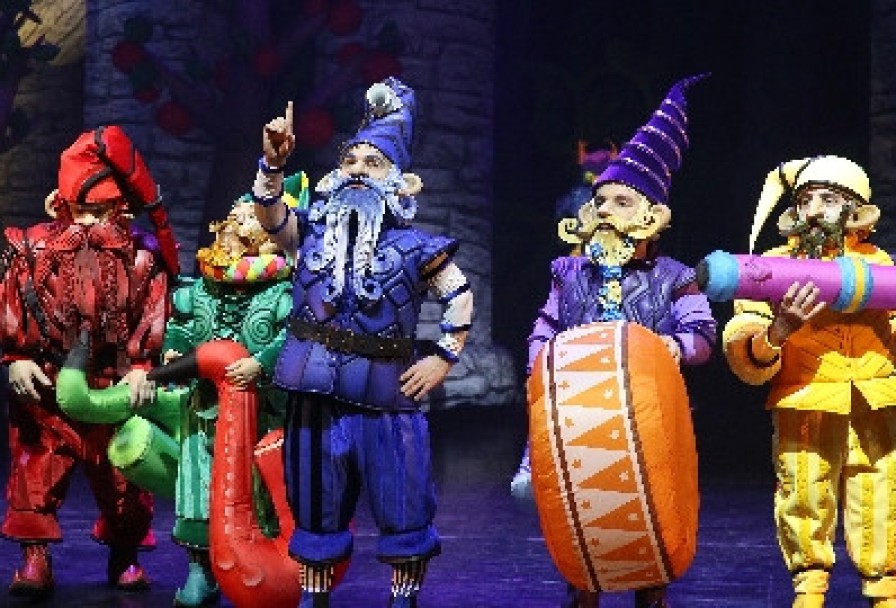 Белоснежка и 7 Гномов