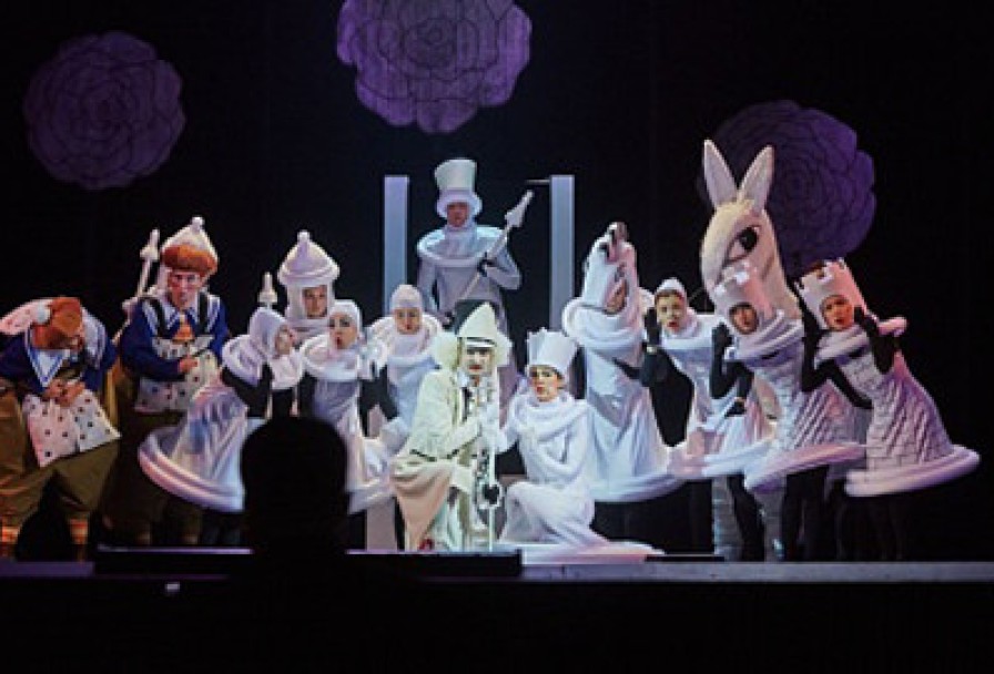 Алиса в Стране Чудес