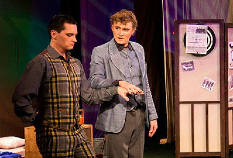 Театральный Роман