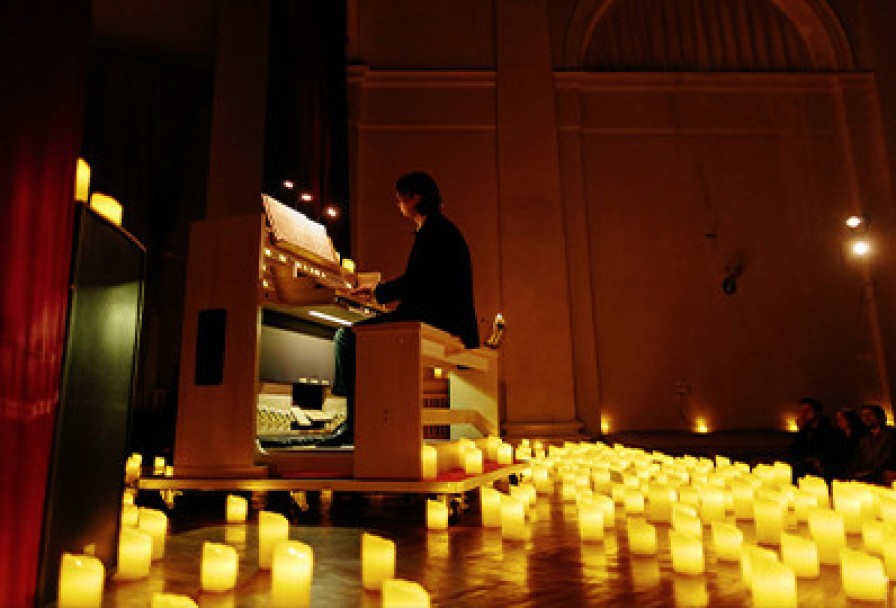 Орган и Дудук при Свечах