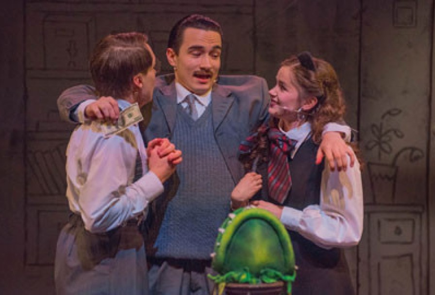 Ужасы в Цветочном Магазине