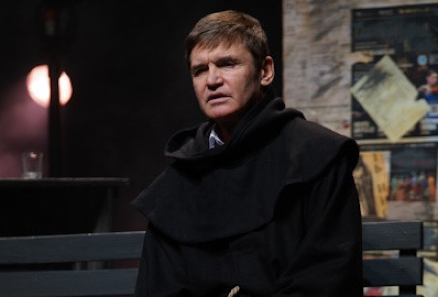 Зинон. с Приветом