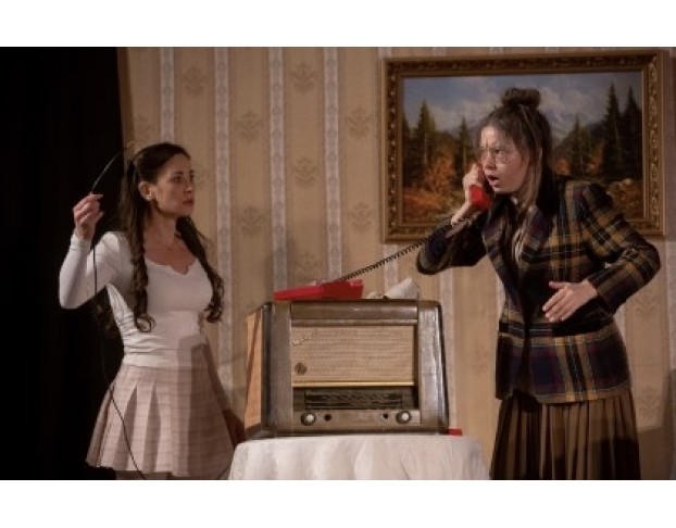 Восемь Любящих Женщин