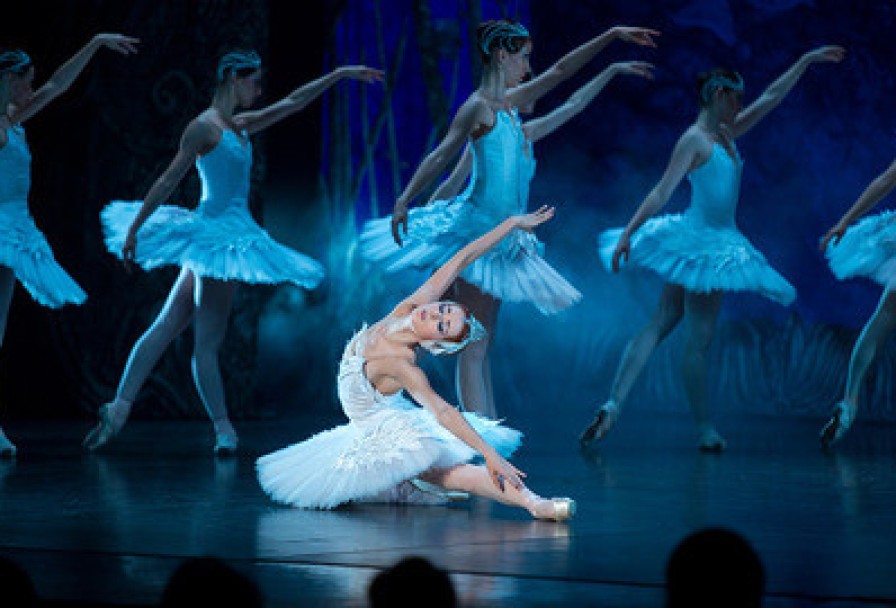 Лебединое Озеро