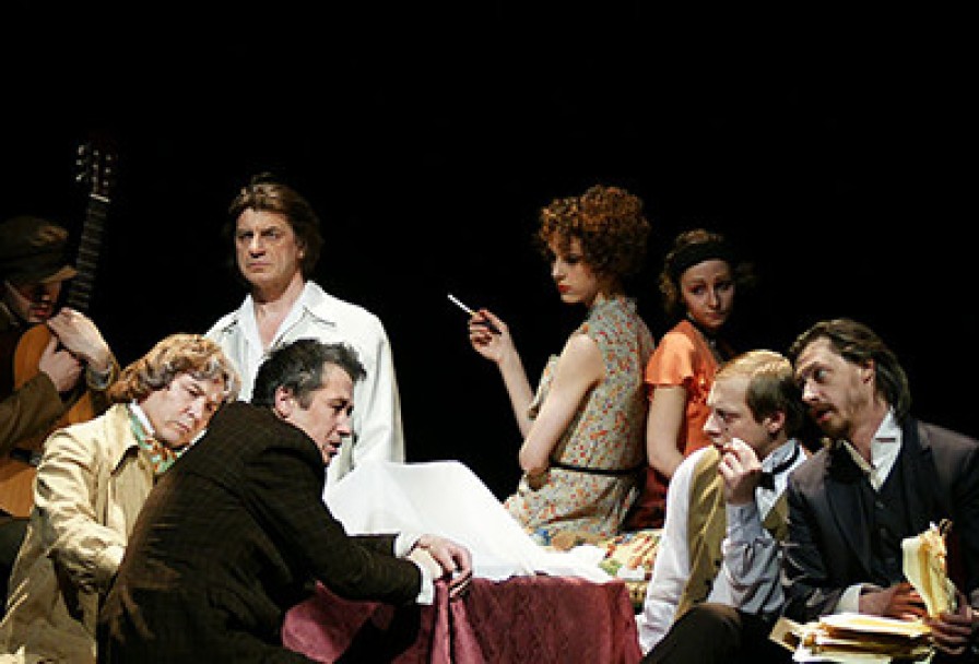 Театральный Роман