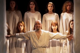 Три Волшебные Снежинки