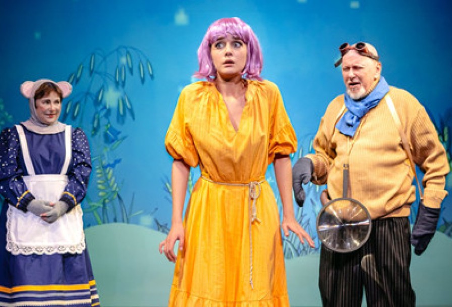 Дюймовочка