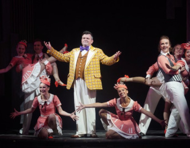 Салют, Конферансье