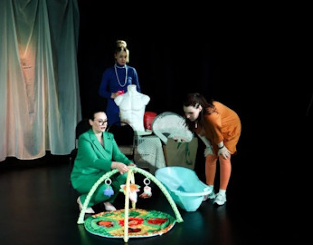 Девичник в Большом Городе