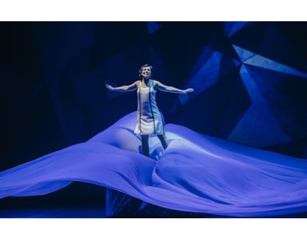 Три Товарища