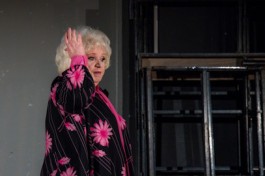 Падал Тёплый Снег