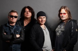 Группа Цветы