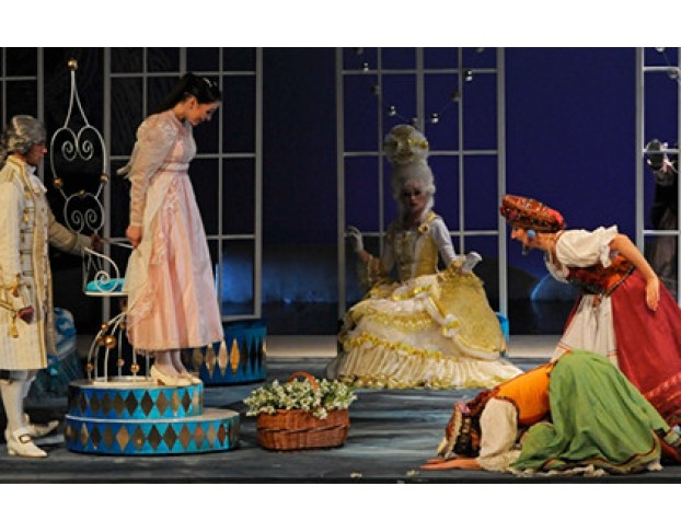 Знаменитые и Смешные