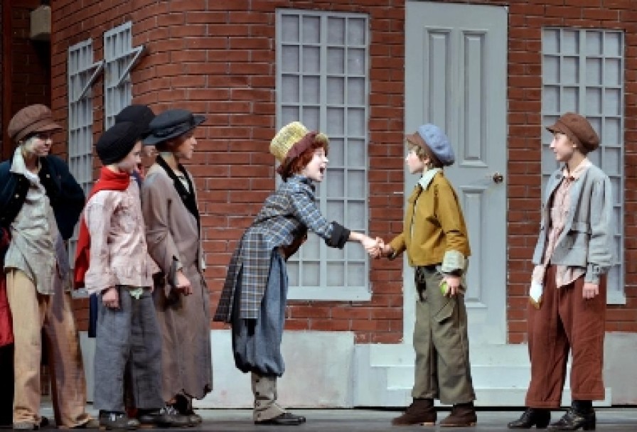 Жизнь и Необыкновенные Приключения Оливера Твиста