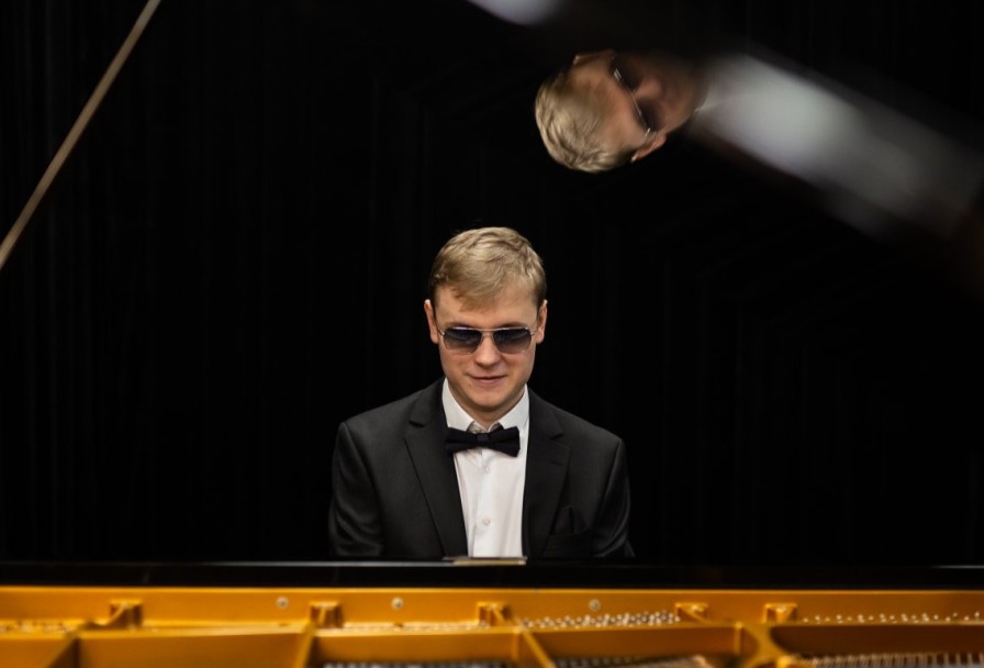 Трио Олега Аккуратова