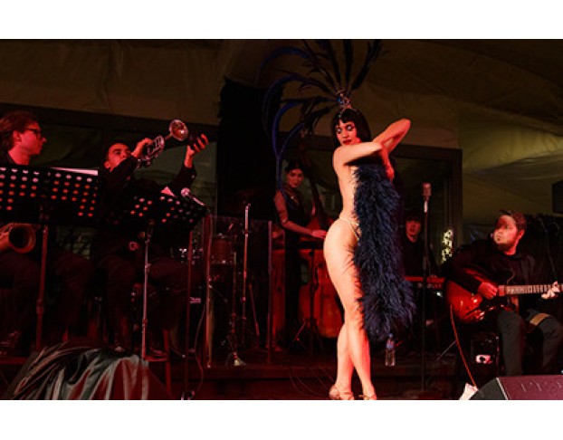 Jazz Cabaret. New Year's Eve. Бурлеск-Шоу в Сопровождении Живого Джаза