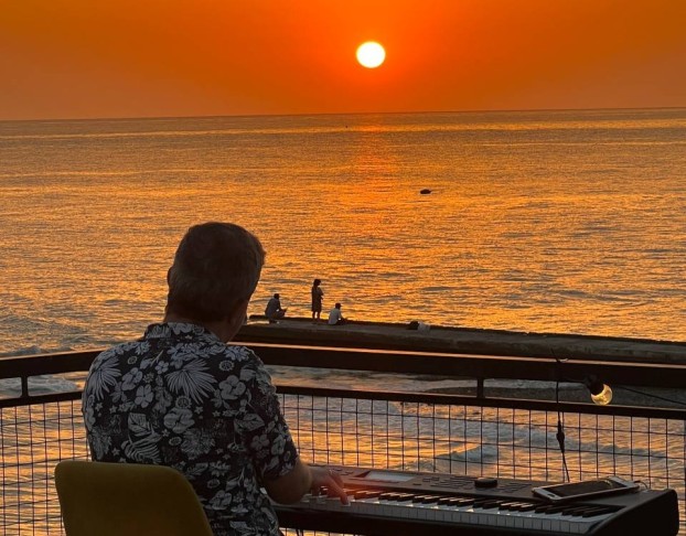 Sunset Piano Фортепиано на Закате в Хоста Спот. Настоящая Неоклассика. Музыка Пэта Метени и и.с.баха