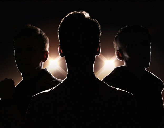 Три Товарища