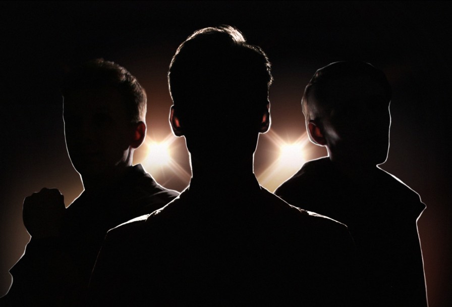 Три Товарища